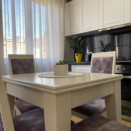Tirana New Bazaar-Apartment 1 Экстерьер фото