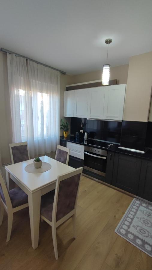 Tirana New Bazaar-Apartment 1 Экстерьер фото
